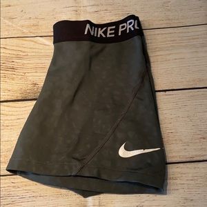 Dark Army Green Nike pro spandex small